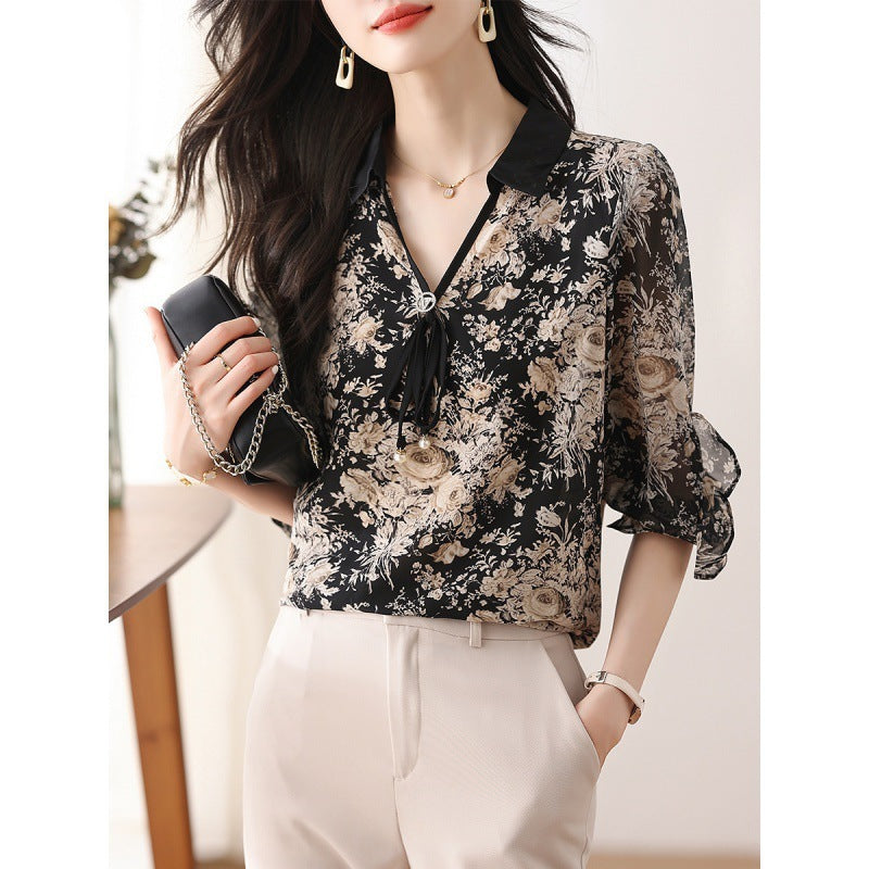 Middle-aged Mother Floral Shirt Top