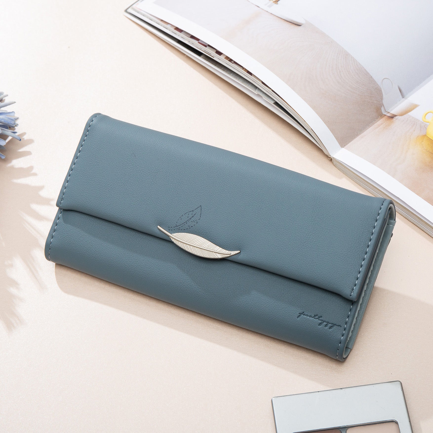 Hipster Style Leaf Buckle Simple Long Wallet Ladies | Bags & Shoes3 | Buy Center