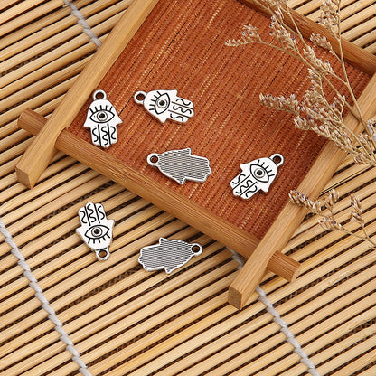 New Retro Alloy Butterfly Hollow Lucky Tree And Other Multi-element Carving Pattern Small Pendant