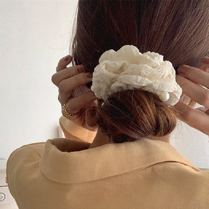 Buy Center Hot Pick-Pleated Seersucker Cream Pearl Large Intestine Ring