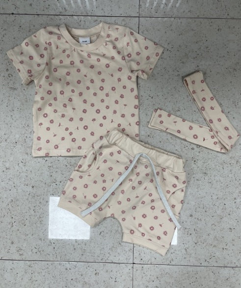 Fresh Arrivals at Buy Center: Girls' Floral Printed Short-sleeved Shorts Headband Suit Apricot