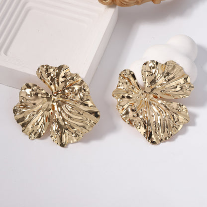 Buy Center Hot Pick-Fashion Exaggerated Large Flower Ear Studs Design Sense