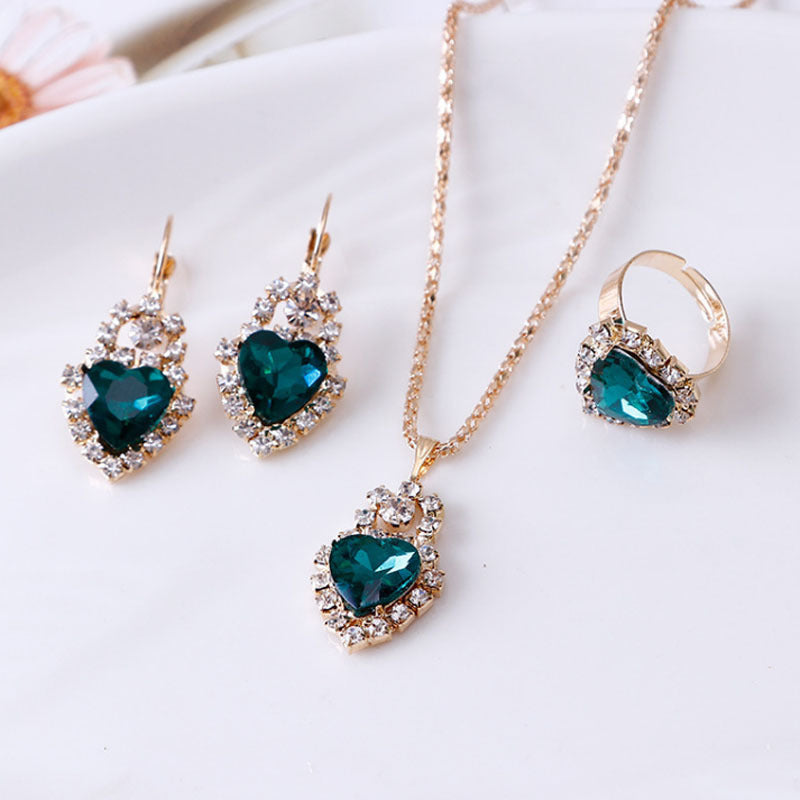 Ensemble collier, boucles d'oreilles et bague en strass en forme de goutte d'eau