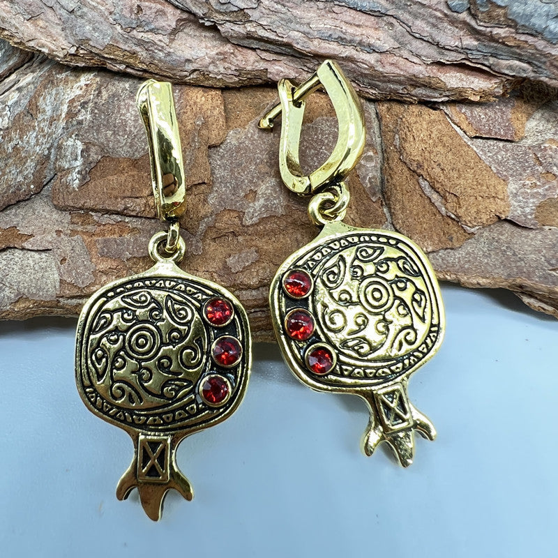 Buy Center Prestige-Pomegranate Gold Earrings European And American