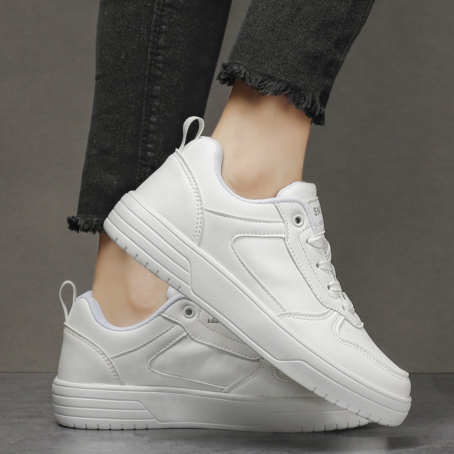 Zapatos blancos de pareja Zapatillas de deporte blancas puras para hombre de primavera y otoño