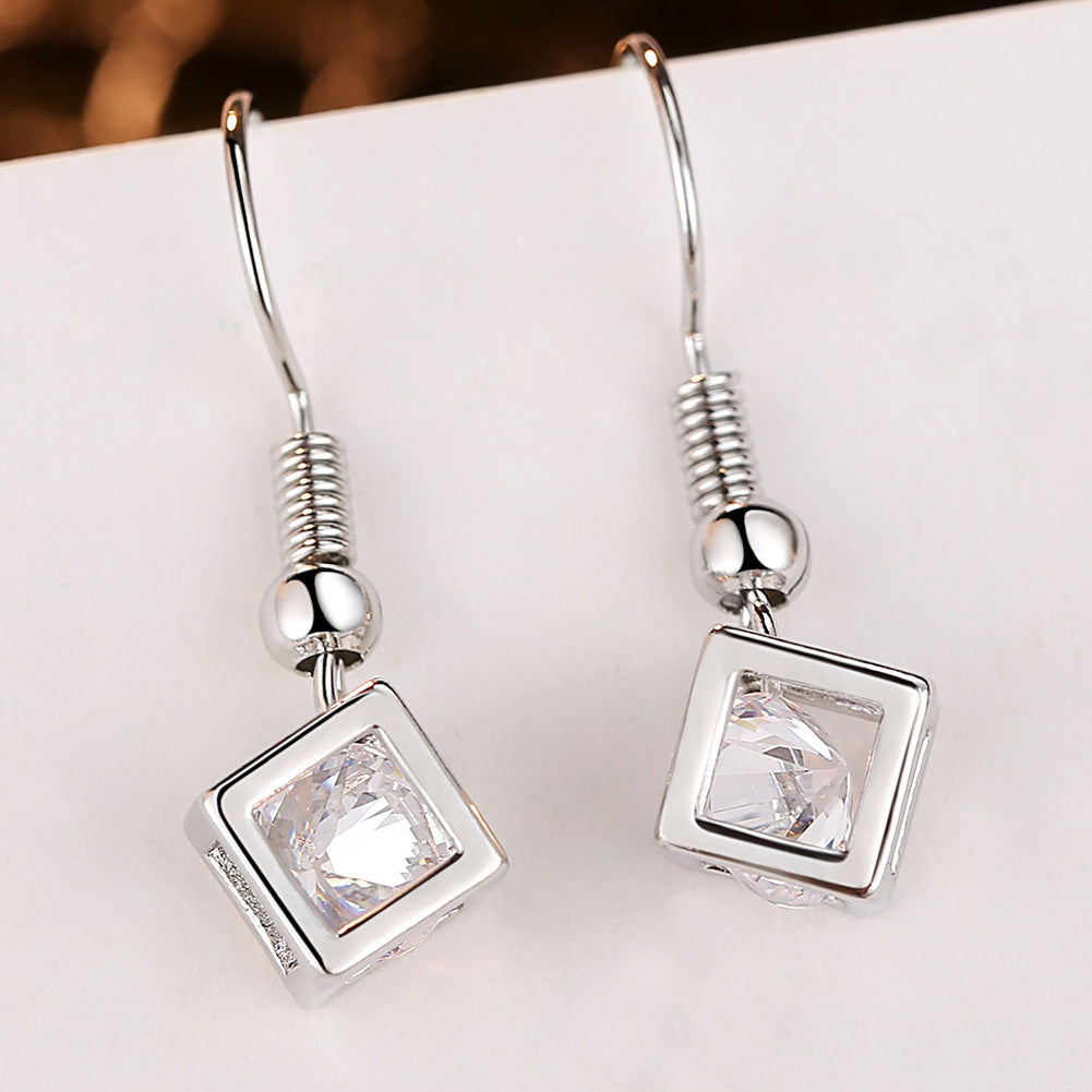 Ensemble de cubes d'eau en zircon