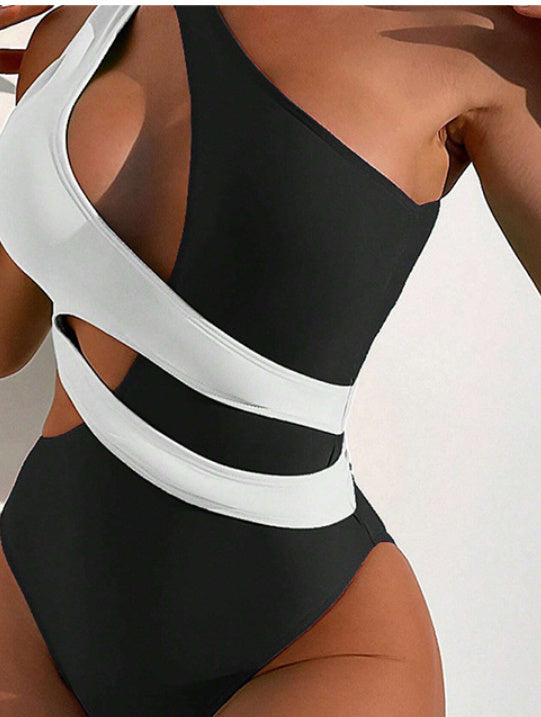 New Cross Color Matching Lace Up Swimsuit For Women