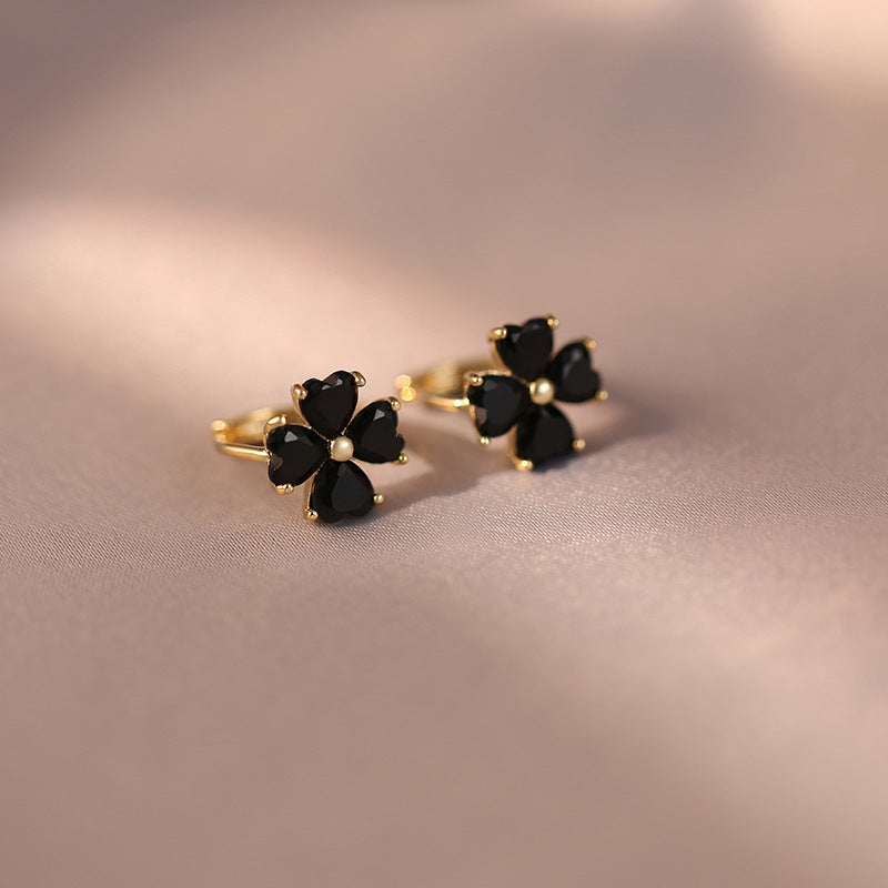 Niche Temperament Black Four-leaf Flower Ear Studs Earrings Female Buy Center