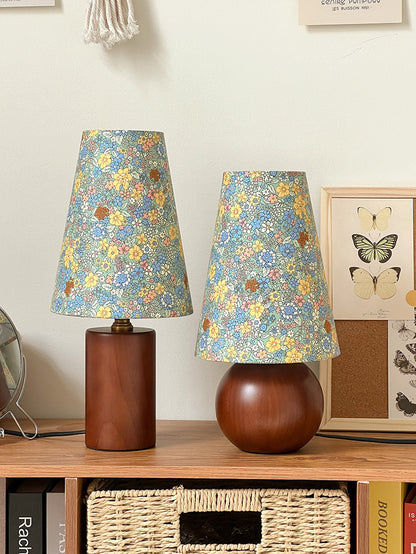 Hot New Items at Buy Center: Flower Romantic Table Lamp Solid Wood Bedroom Study Decorative Lamp