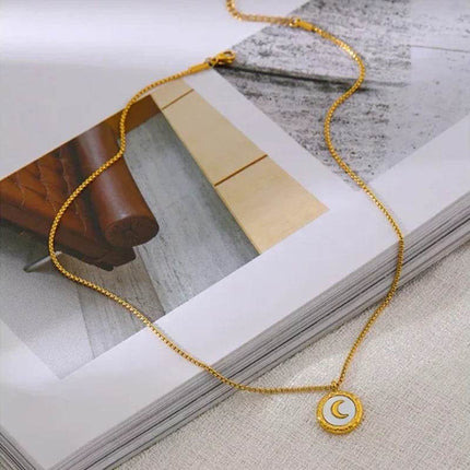 Chaîne Clavicule Dorée 18K - Collier Amour en Acier Titane Unisexe - buycenter.fr