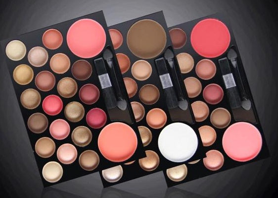 Hot New Items at Buy Center: The Novo 22 Colors Eyeshadow & Giltter Palette Set Family