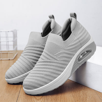 Newly Arrived at Buy Center: Slip-on Shoes Breathable Platform Mesh Surface Flying Woven Casual