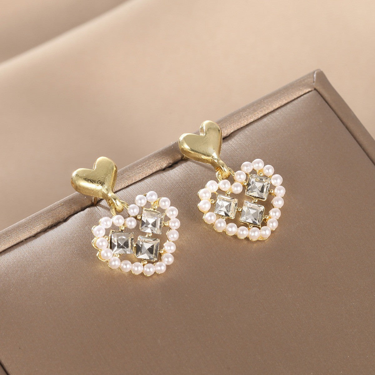 Buy Center Handpicked- Geometric Love Zircon Earrings, Fresh, Sweet, Exquisite Earrings, Fashionable, Simple, Elegant, And Niche Design