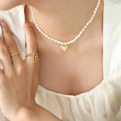 New French Minority Freshwater Pearl Peach Heart Zircon Necklace