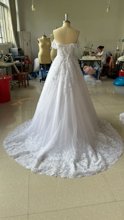 Off-shoulder Bridal Main Wedding Dress Elegant Court Style High-grade Luxury French Light Door Yarn Buy Center