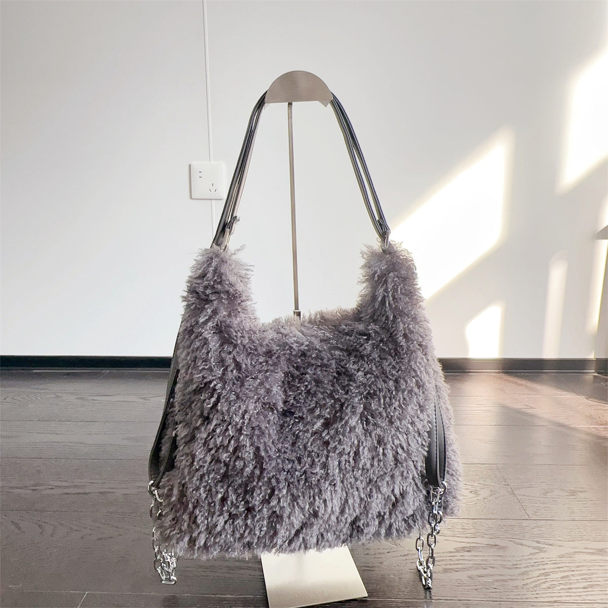 Sac à bandoulière en peluche de grande capacité