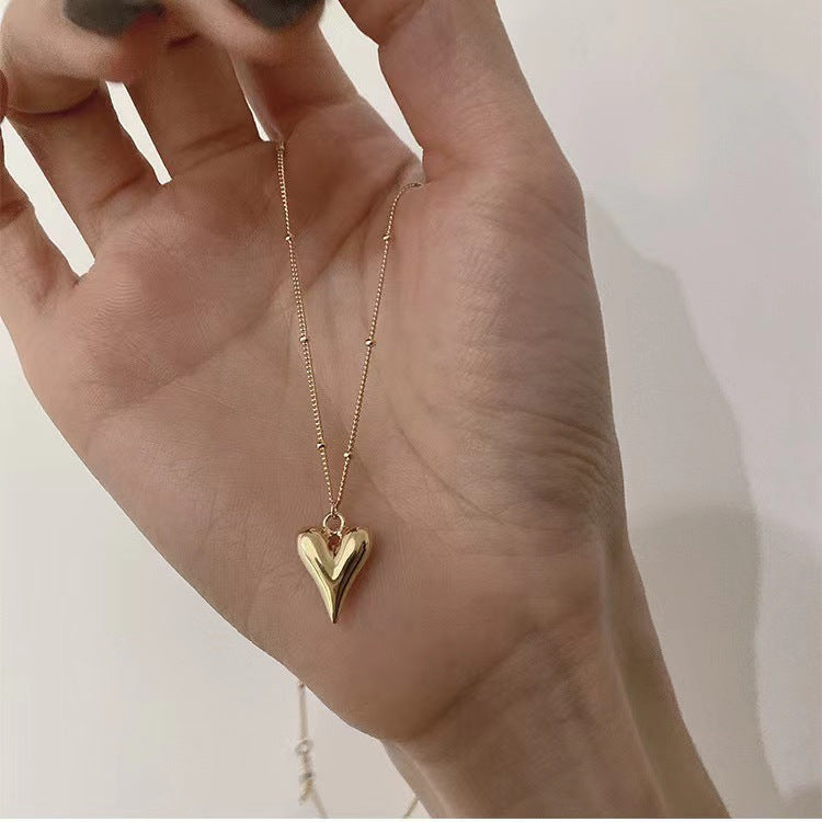 Buy Center Exclusive Offer-Fashion Minority Design Love Heart-shaped Necklace For Women Heart Necklace Gold