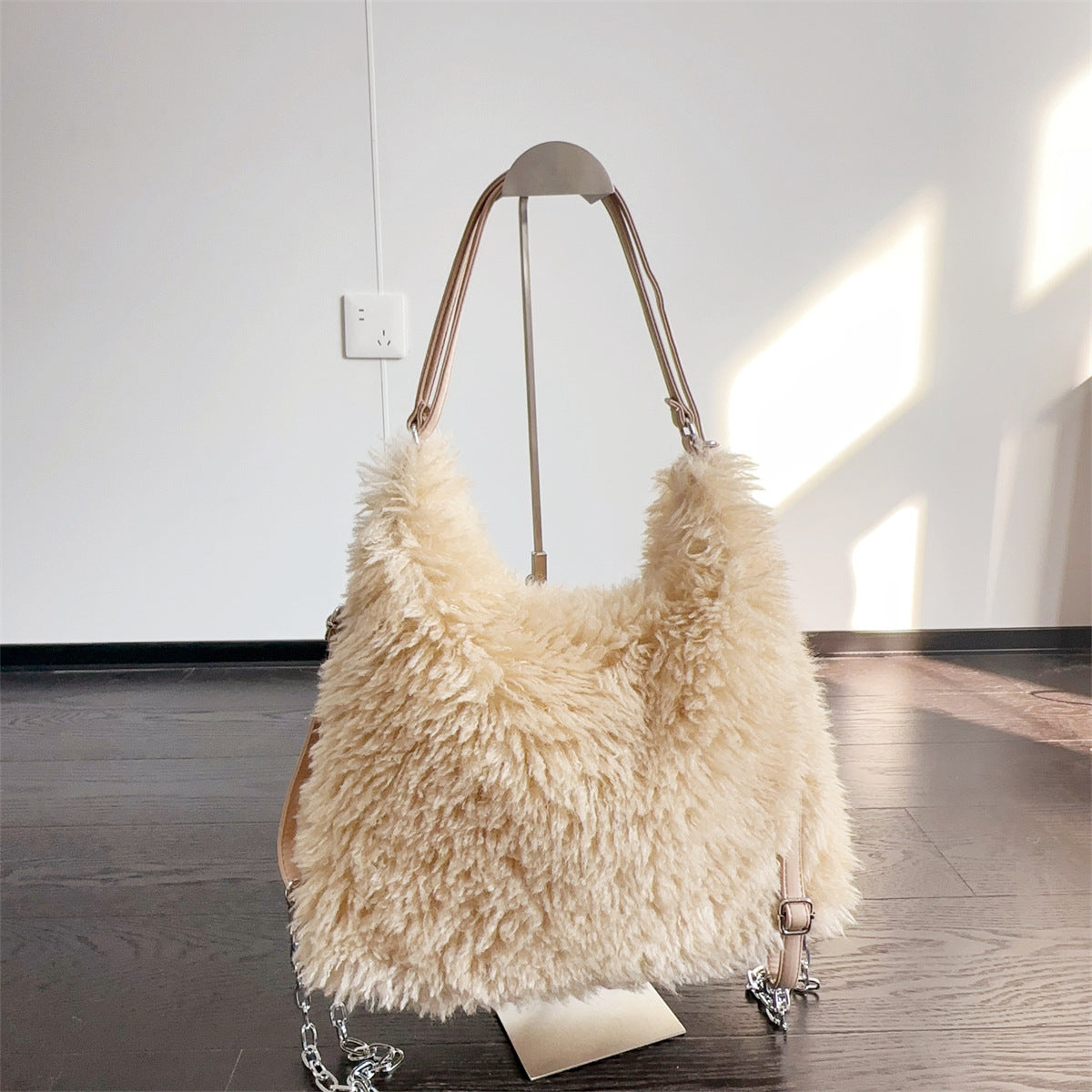 Sac à bandoulière en peluche de grande capacité