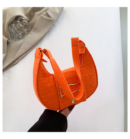 New Felt Shoulder Underarm Bag Fashion Simple Saddle Bag Orange