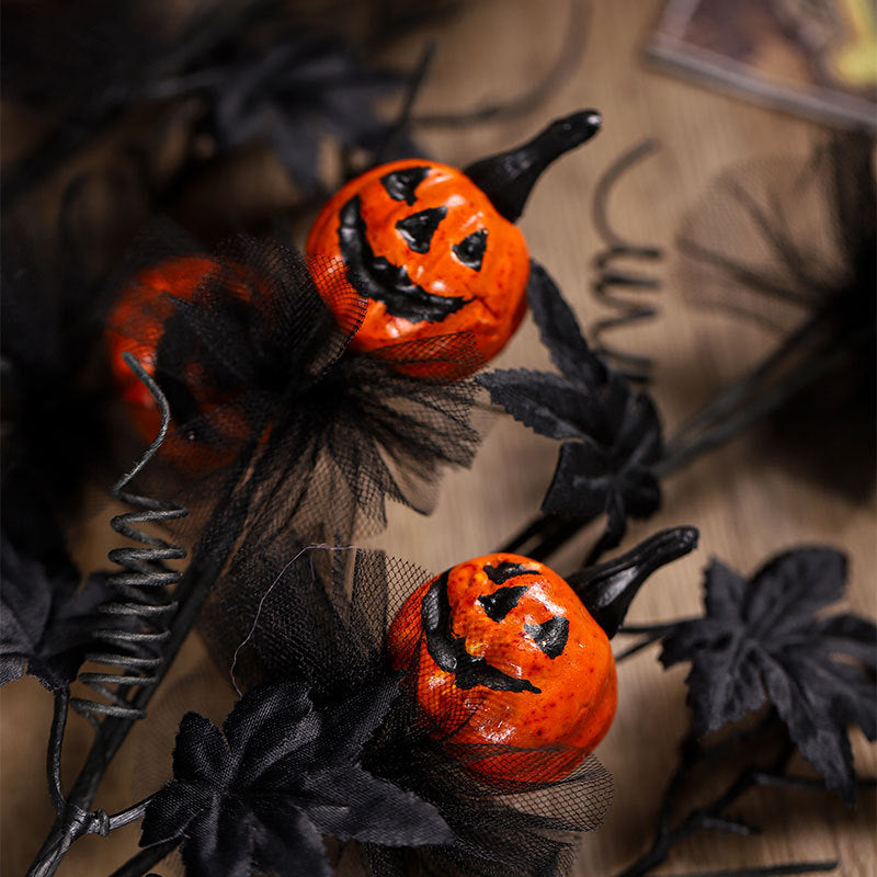 Newly Released at Buy Center: Halloween Decorations Black Horror Pumpkin Twig Cutting Bouquet