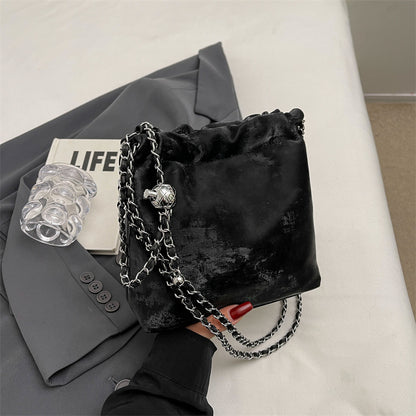 New Niche Underarm Bag Fashion Crossbody Bucket Bag Black