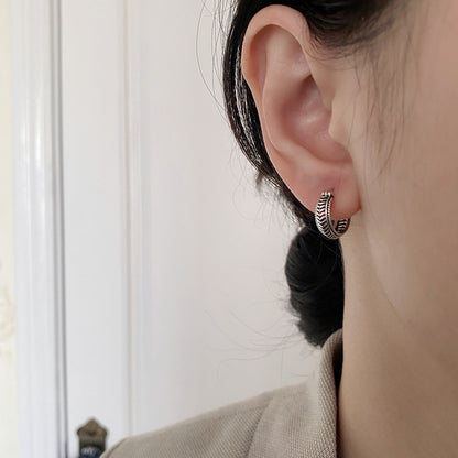 Fresh Arrivals at Buy Center: Niche Vintage Earrings Female Twist Simple