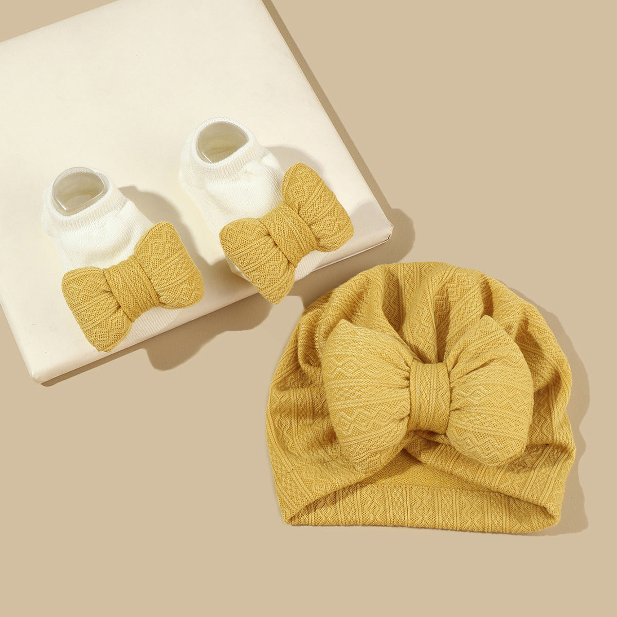 Fresh on the Scene at Buy Center: Tam-o'-shanter And Socks Suit Infant Knitted Big Bow Yellow