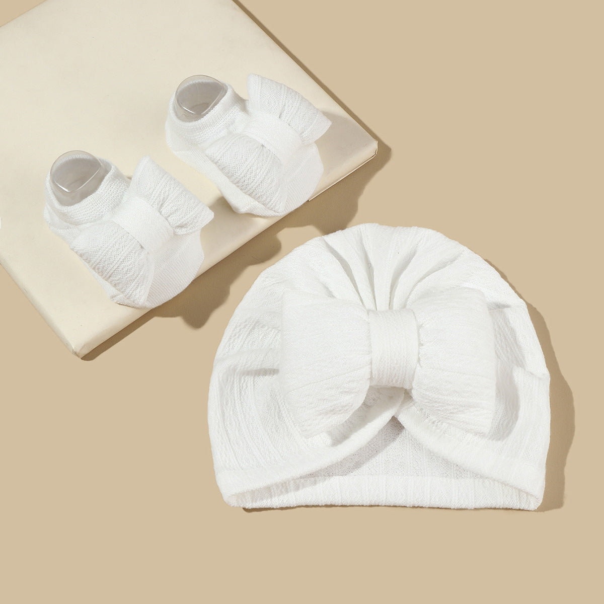 Fresh on the Scene at Buy Center: Tam-o'-shanter And Socks Suit Infant Knitted Big Bow White