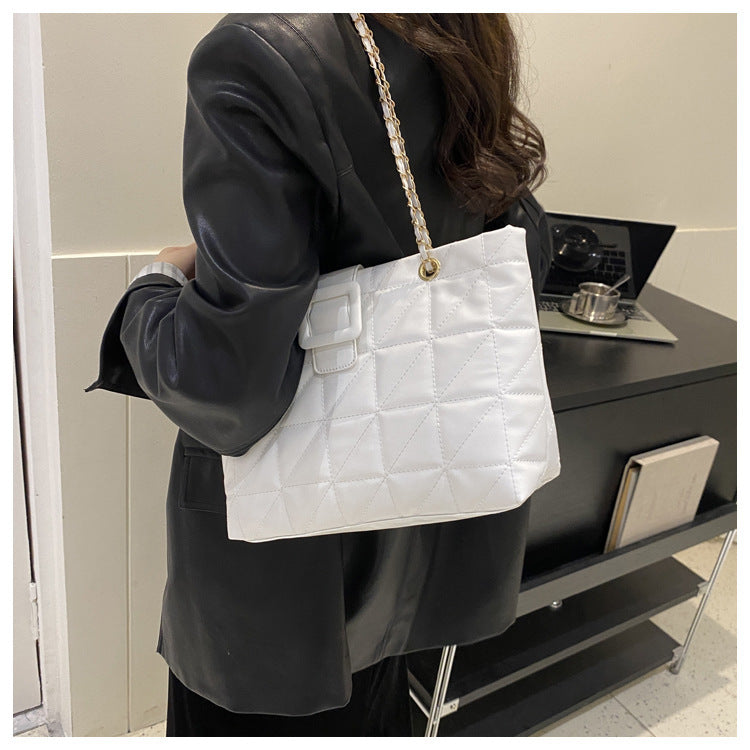 Sacs à bandoulière pour femmes, nouveau sac à chaîne en losange de style Chanel chic et tendance