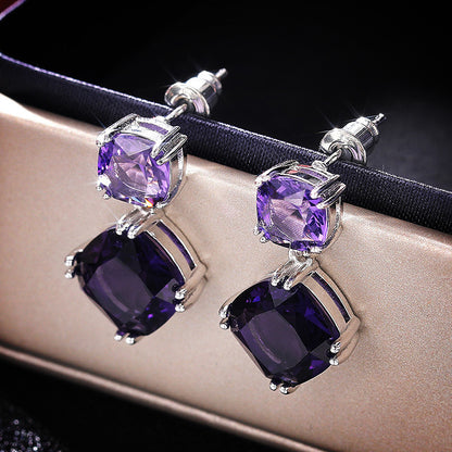 Boucles d'oreilles élégantes et mystérieuses en zircon violet carré