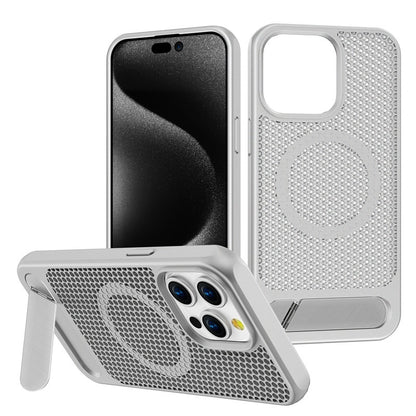 Fresh Arrivals at Buy Center: Phone Case Suitable Grid Cooling Magnetic Suction Silver