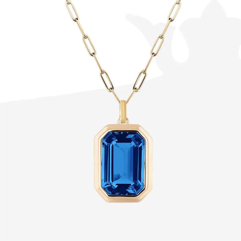 Bijoux en chaîne avec pendentif en zircon