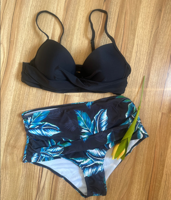 Hot New Items at Buy Center: Steel Bracket Push Up High Waist Slim And Sexy Printed Split Bikini Black